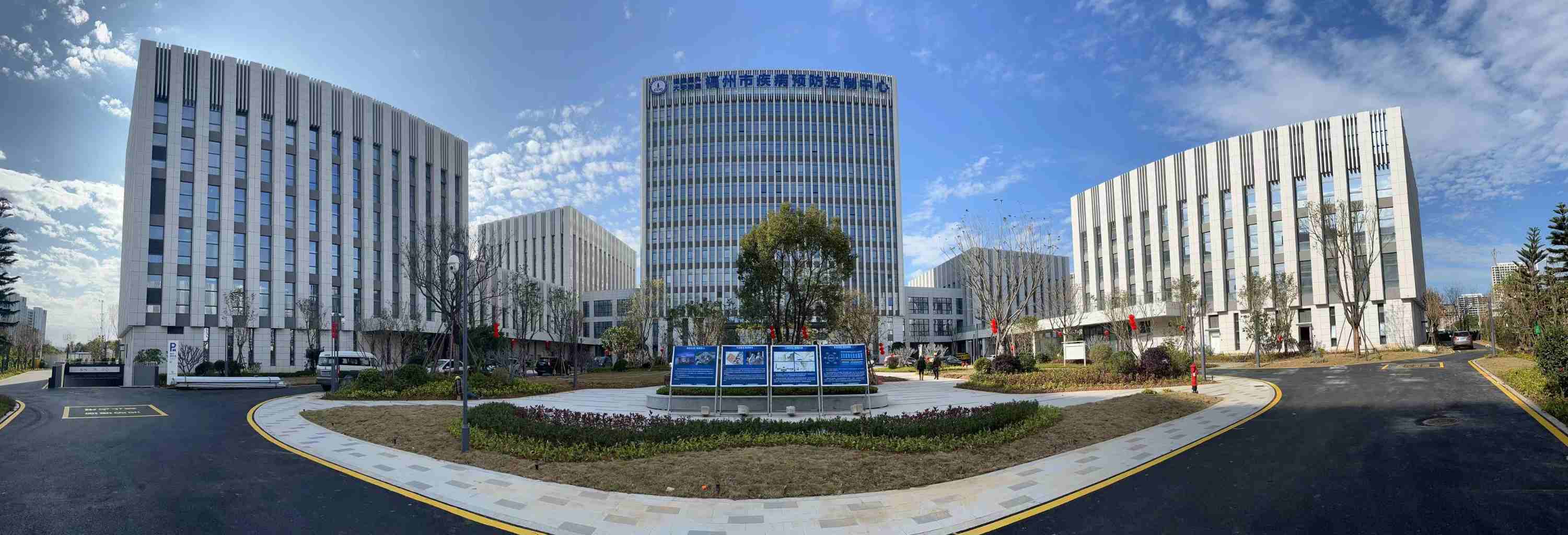 �����}ɭ�����OӋ�����а��ĸ����м�������������������g����Ҹ���O�������\��